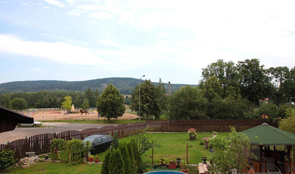 Pension U Kastanu Карлові Вари Номер фото